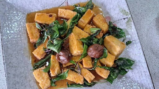 瑞里第一家茶壺餐廳 美國参賽廚娘特色料理 讓賞花遊客美味留香