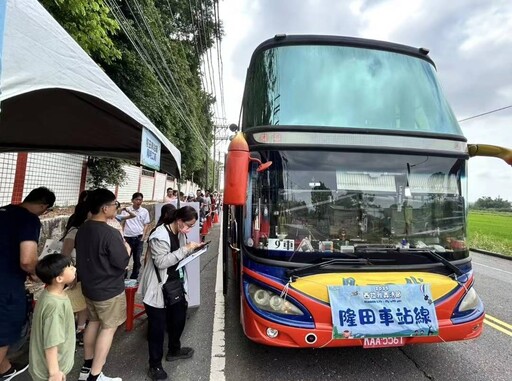 2025西拉雅森活節揪哩逗頂飛 首日吸引逾2萬名遊客朝聖有夠high