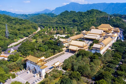 《山城水樂園》5月限定開玩 六龜寶來週末免費消暑玩水+打卡送好禮