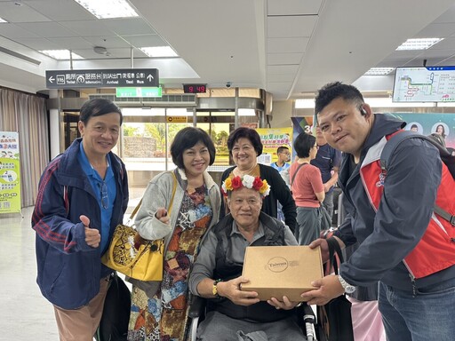 台東—越南2直航包機431旅客再抵達 採果池上慢車樂歡喜遊！