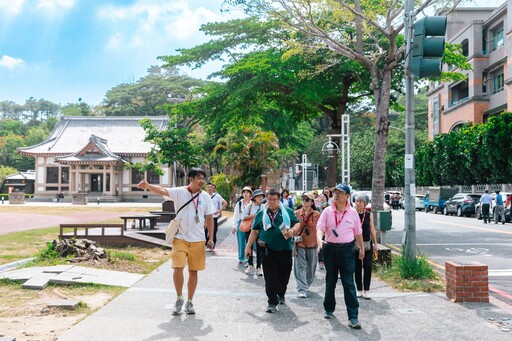 踩線團深入高雄五大觀光亮點 感受港都全新風貌