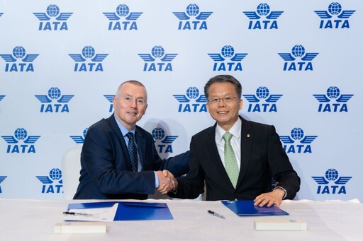對抗氣候變遷亂流 長榮航空攜手IATA強化飛行安全