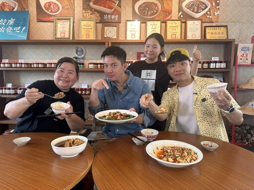 台鋼女神出動!《玩客瘋高雄》挑戰滑水、攀岩、米其林美食 一次玩遍文化與極限