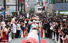 十月東京萬聖節 池袋Cosplay嘉年華、哈利波特黑魔法甜點、神樂坂貓咪祭接連盛放