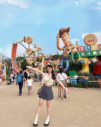 香港旅遊｜前往迪士尼樂園前你必須知道的八件事，美食、表演一個都不落下！ - ReadyGo