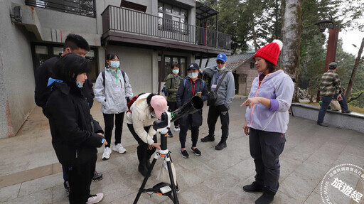 阿里山開春不僅感受五奇 還有機會觀星、賞櫻看流星雨 - 旅遊經