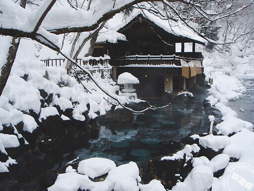 雪景+泡湯=冬季升級限定 推薦「五個日本雪景溫泉目的地」！ - 旅遊經