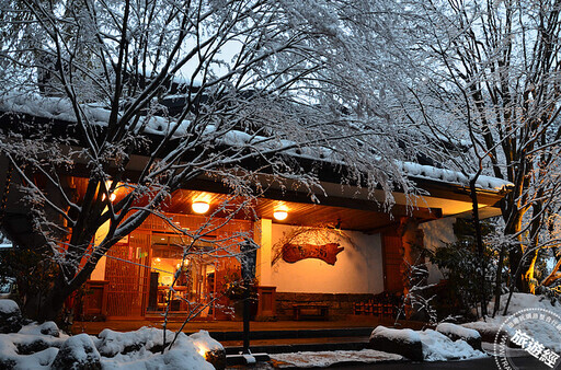 雪景+泡湯=冬季升級限定 推薦「五個日本雪景溫泉目的地」！ - 旅遊經