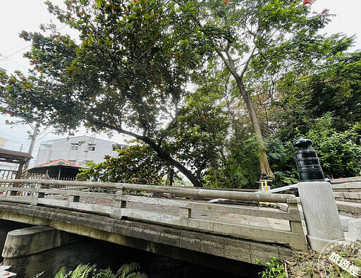 虎頭埤不僅坐擁八景 還「遊」秘境 新化神社參拜讓人穿越時空 - 旅遊經