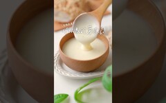 天氣變涼，就想喝這個！大人小孩都搶喝的靈魂培根馬鈴薯濃湯 - 小田太太