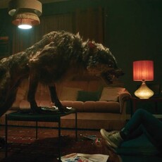 【谷阿莫】2023維京惡狼內向少女變外向狼妹，開始在暗夜出沒到處找目標吃 - 谷阿莫