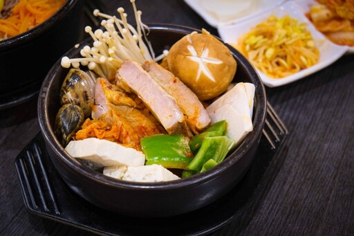 蘆洲平價韓式料理！出自韓國夫婦好手藝 "銅盤烤肉"滋滋作響