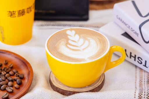 楠梓必訪咖啡廳│暖心質感愜意品味 義式咖啡輕食韻味滿分！