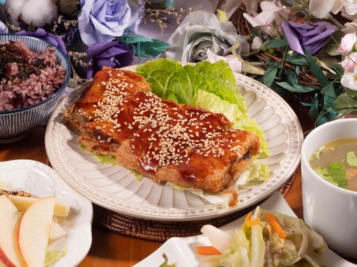 彰化鹿港創意蔬食！醬烤酥鰻魚、紅燒獅子頭顛覆你的味蕾！