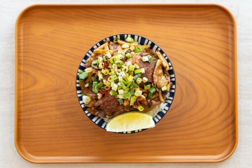 鳳山暖心系丼飯│溫馨質感美味上桌 人氣「火山燒肉丼」必點！