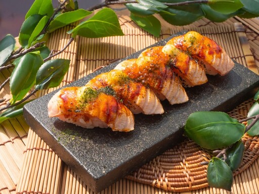國華街人氣日料！焦糖鮭魚握壽司、6吋鮭魚壽司蛋糕節慶派對首選