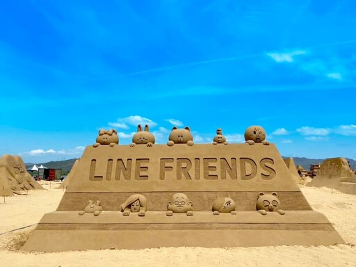 LINE FRIENDS群星雲集福隆沙灘！超可愛沙雕陪你歡度夏日！