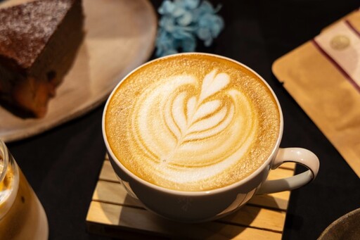 台南溫馨系咖啡│暖心咖啡細膩品味 質感手作甜點風味極佳！