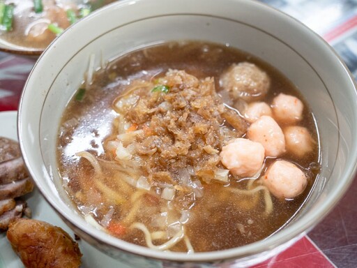 鹿港小鎮美食巡禮！在地小吃、茶飲甜品、伴手禮全收錄！