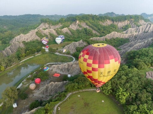 假日親子旅遊首選！「2024高雄愛‧月熱氣球」9月浪漫升空