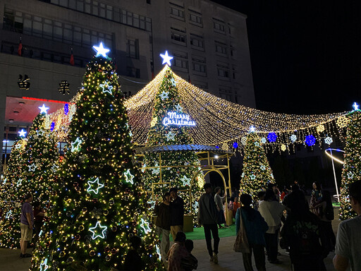 苗南耶誕活動開跑囉！耶誕燈光造景、藝文表演感受佳節氛圍