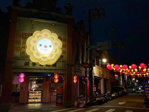 首創無菸街區！台北年貨大街30週年 巨偶藝術現蹤迪化街！