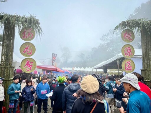 台灣最早櫻前線！高雄桃源櫻花季浪漫花海×原味市集一次滿足