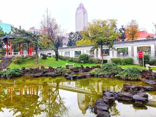 品味台北梅花之美！逸仙公園梅花綻放 心靈放空最佳去處