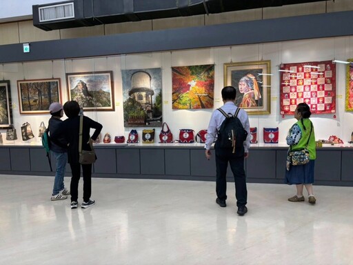拼布藝術新視野!雲林「藝境」拼布巡迴展 布畫魅力等你來賞