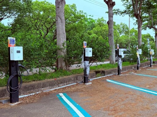 苗栗打造智慧綠能生活圈!苗栗通APP上線 電動車充電網成形