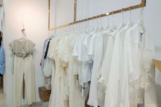 逢甲寶藏服飾店│質感選品百變穿搭 豐富款式學生媽咪都愛逛