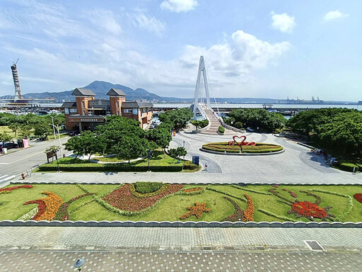 全新濱海風貌亮相!淡水漁人碼頭再進化 花海新裝浪漫升級!
