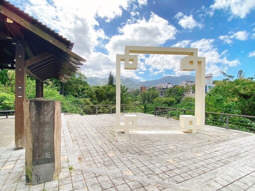 桃園夏日踏青好去處!升級版大溪頭寮步道 綠蔭溪畔煥然一新