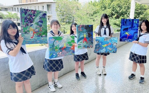 台中太平藝文新熱點!黑水號咖啡廳迎來向上國中班美術展!