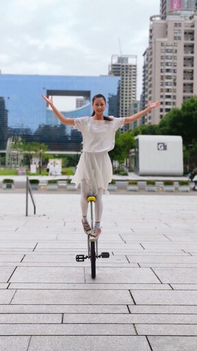 獨輪車+扯鈴+藝術氣球!臺中葫蘆墩文化中心熱鬧登場!