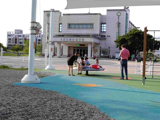 高雄最新親子熱點!九曲堂火車公園全新亮相 玩樂再升級!