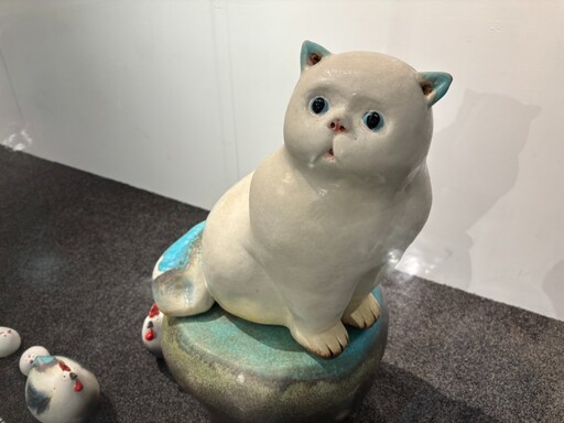 畫筆續寫情誼!桃園故事派藝術展 文大校友共展創作能量!