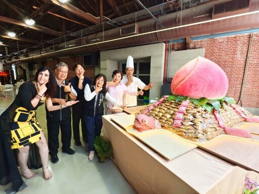 臺中秋日限定!港邊吹海風、嘴裡嚐秋糕 2025糕豐會9月登場