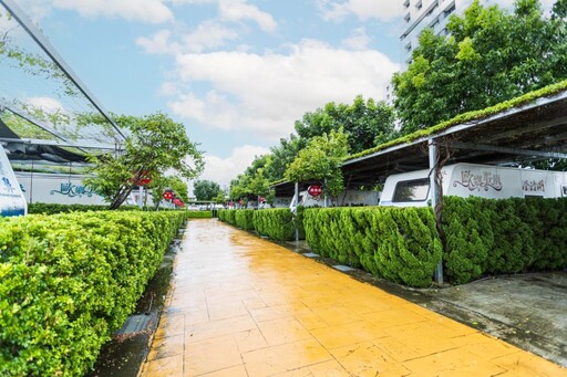 彰化最潮混搭旅宿！走進城市露營車村 體驗「偽出國」住宿！
