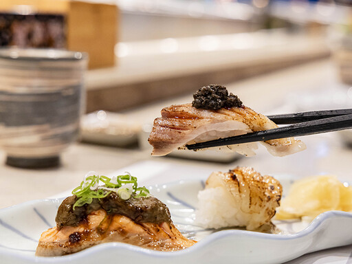 台中無菜單日料名店!必點2000元套餐 鮑魚海膽龍蝦一次享受