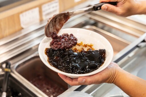 嘉義甜品推薦！綿滑濃郁香氣滿室 仙草x豆花x雪花冰一次收服