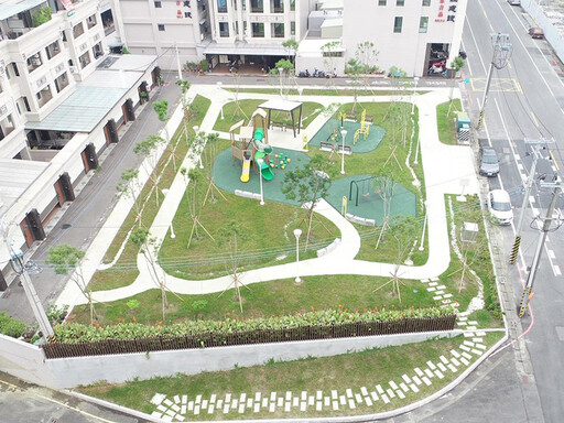 高雄再添親子休憩新據點!橋頭「公兒10公園」正式啟用!