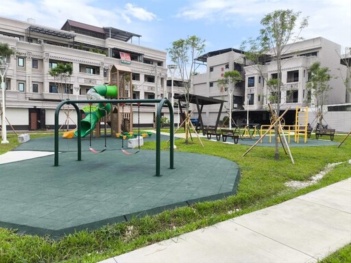 高雄再添親子休憩新據點!橋頭「公兒10公園」正式啟用!