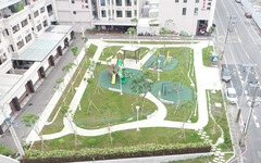 高雄再添親子休憩新據點！橋頭「公兒10公園」正式啟用！