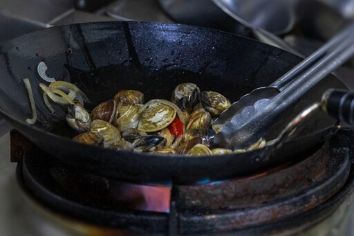 墾丁CHill系小酒館│紅酒燉牛肉與特製調飲完美療癒藍色時光