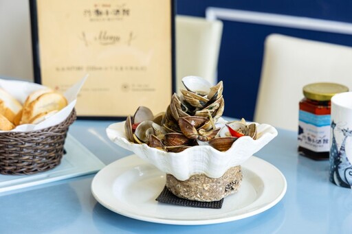 墾丁CHill系小酒館│紅酒燉牛肉與特製調飲完美療癒藍色時光