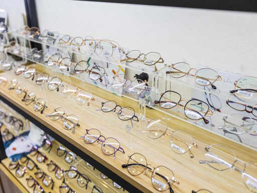 配鏡不踩雷！三間員林眼鏡行推薦 時尚鏡框＋專業驗光全攻略