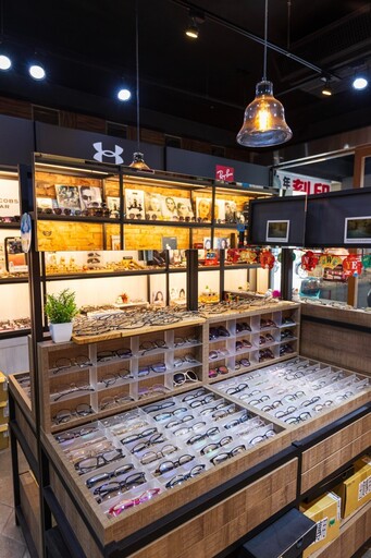 配鏡不踩雷！三間員林眼鏡行推薦 時尚鏡框＋專業驗光全攻略