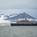 全球唯一破冰探險郵輪「龐洛郵輪指揮官夏古號」航行北極之旅
