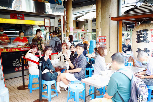 小鳥胃也能狂吃台南美食？ 這些店在地與觀光客超愛！